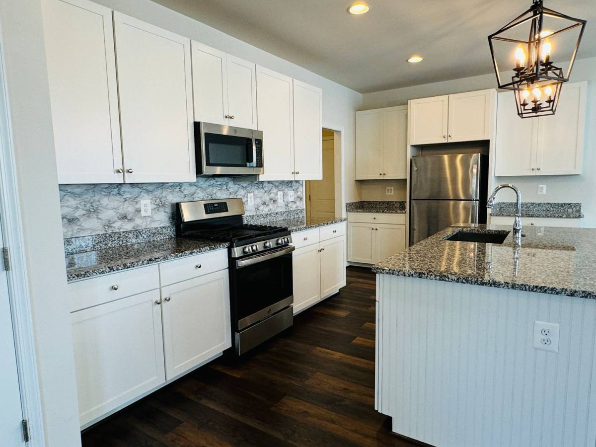 House for rent at 454 Coastal Ave, Stafford, VA 22554