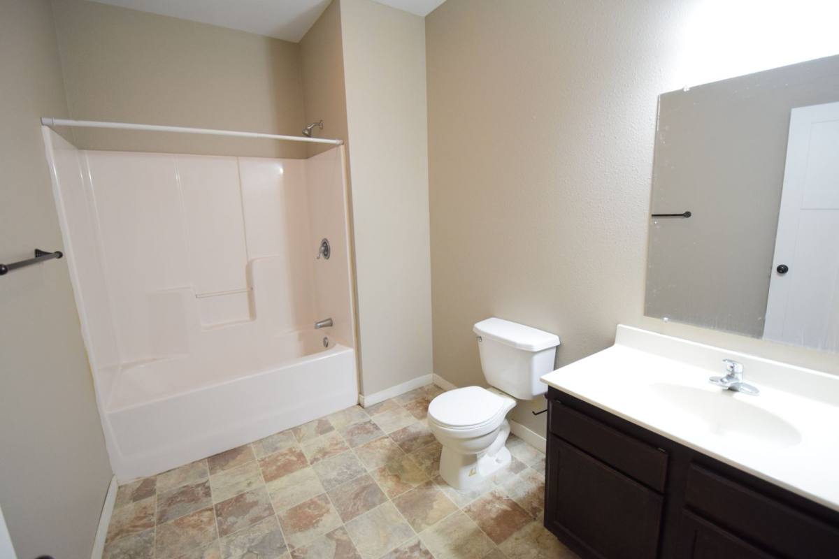 Townhouse for rent at 224 James Ave, Mankato, MN 56001