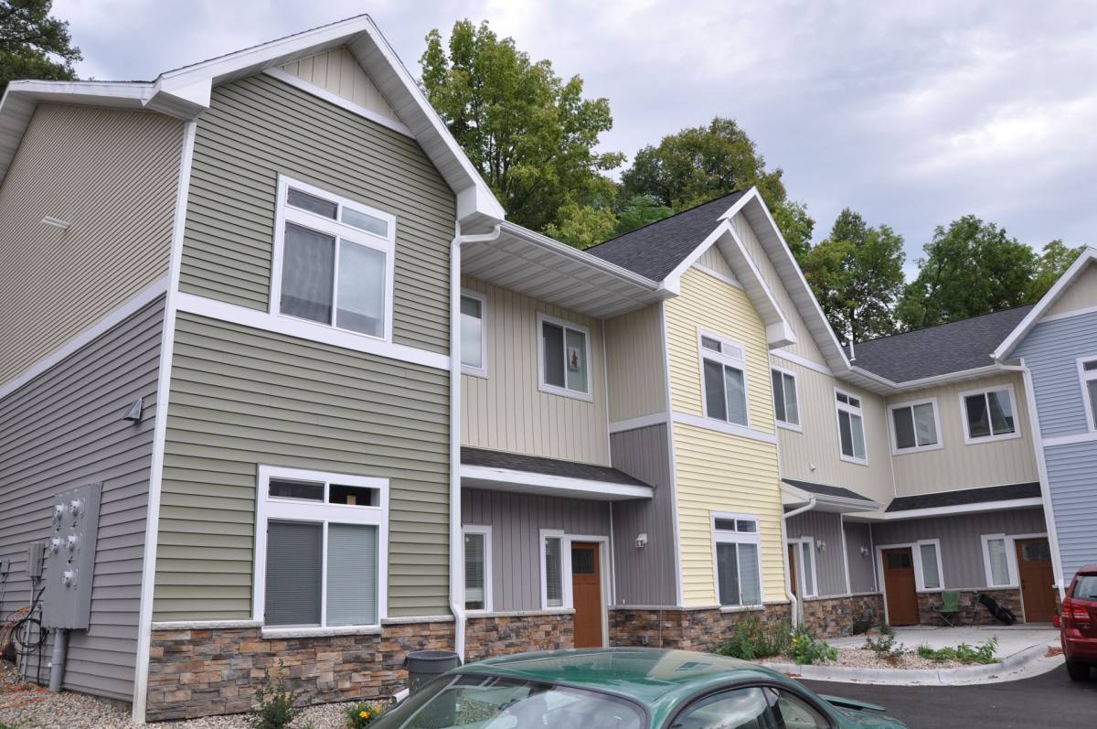 Townhouse for rent at 224 James Ave, Mankato, MN 56001