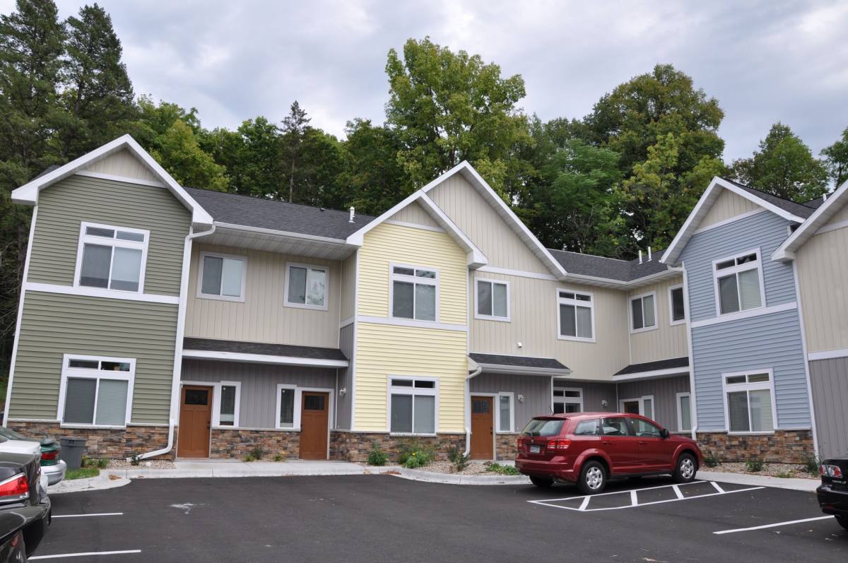 Townhouse for rent at 224 James Ave, Mankato, MN 56001