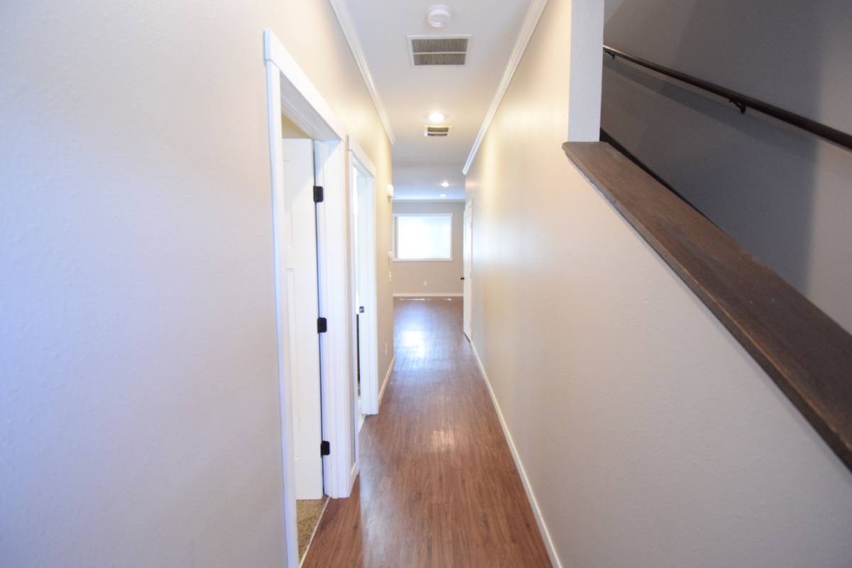 Townhouse for rent at 224 James Ave, Mankato, MN 56001