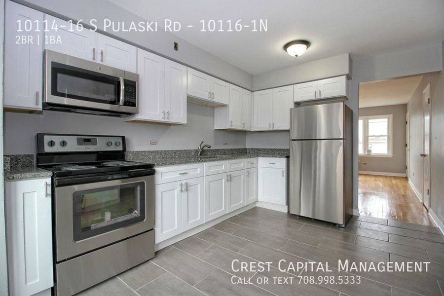Condo for rent at 10114 S Pulaski Rd #3W, Oak Lawn, IL 60453