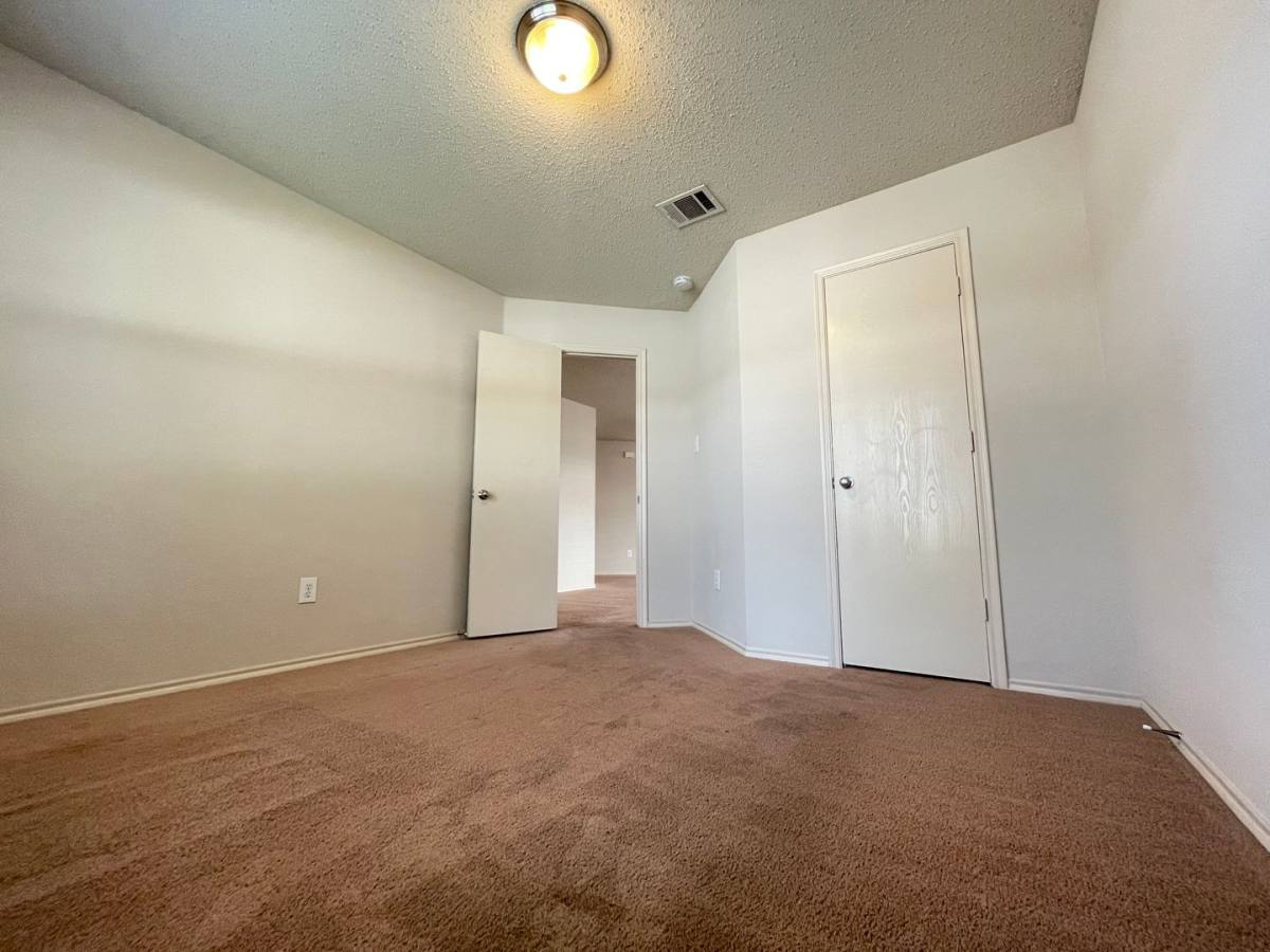 House for rent at 4932 Thorn Hollow Dr, Keller, TX 76244