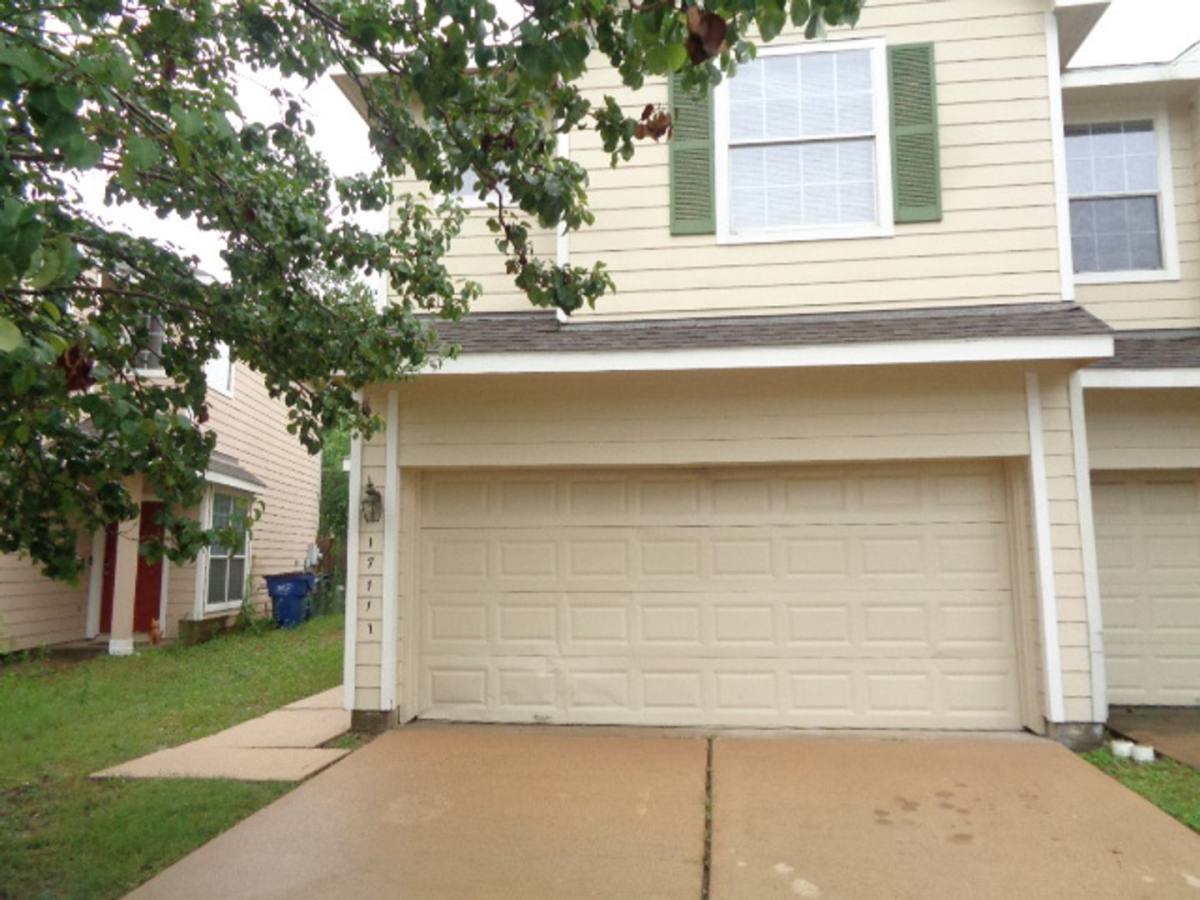 House for rent at 17111 Oakwood Chase, Spring, TX 77379