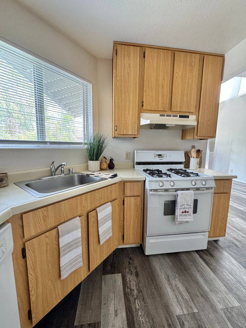 Townhouse for rent at 2519 Sunny Slope Dr, Sparks, NV 89434