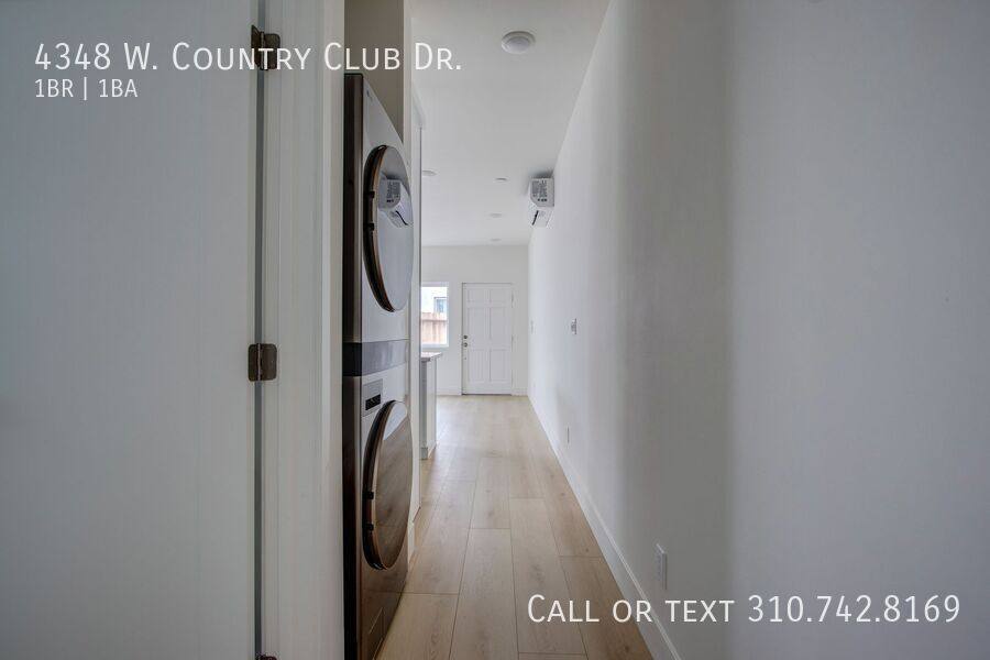 Apartment for rent at 4348 W Country Club Dr, Los Angeles, CA 90019