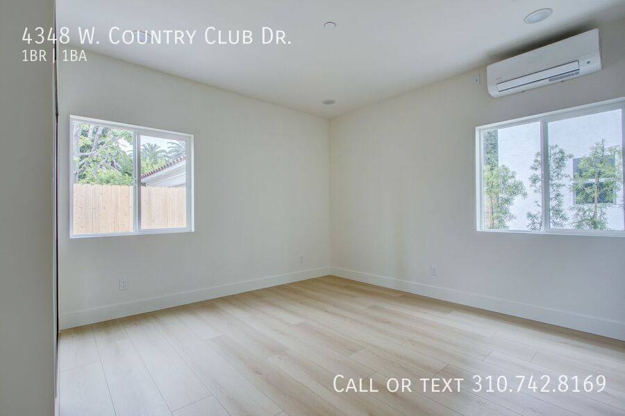Apartment for rent at 4348 W Country Club Dr, Los Angeles, CA 90019