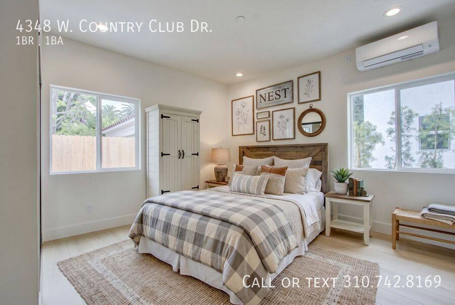 Apartment for rent at 4348 W Country Club Dr, Los Angeles, CA 90019