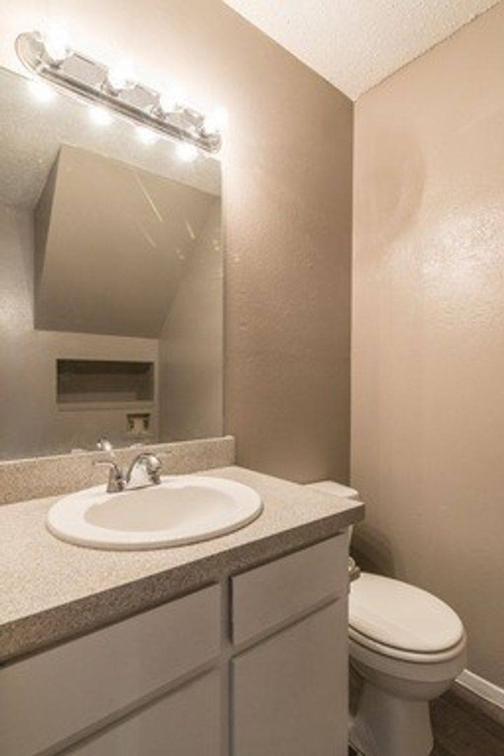 House for rent at 5121 Donnelly Ave #B, Fort Worth, TX 76107