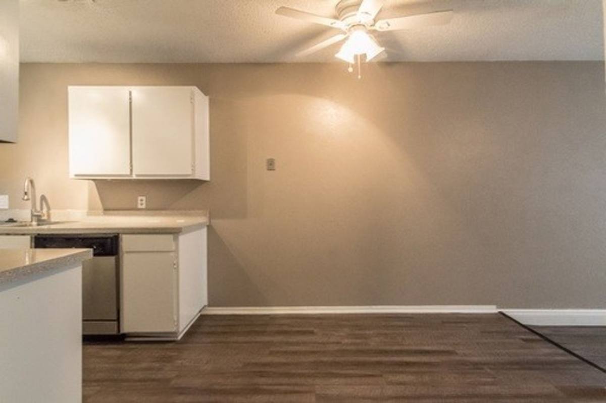 House for rent at 5121 Donnelly Ave #B, Fort Worth, TX 76107