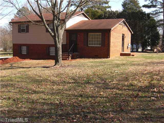 House for rent at 4360 Reidsville Rd, Winston Salem, NC 27101