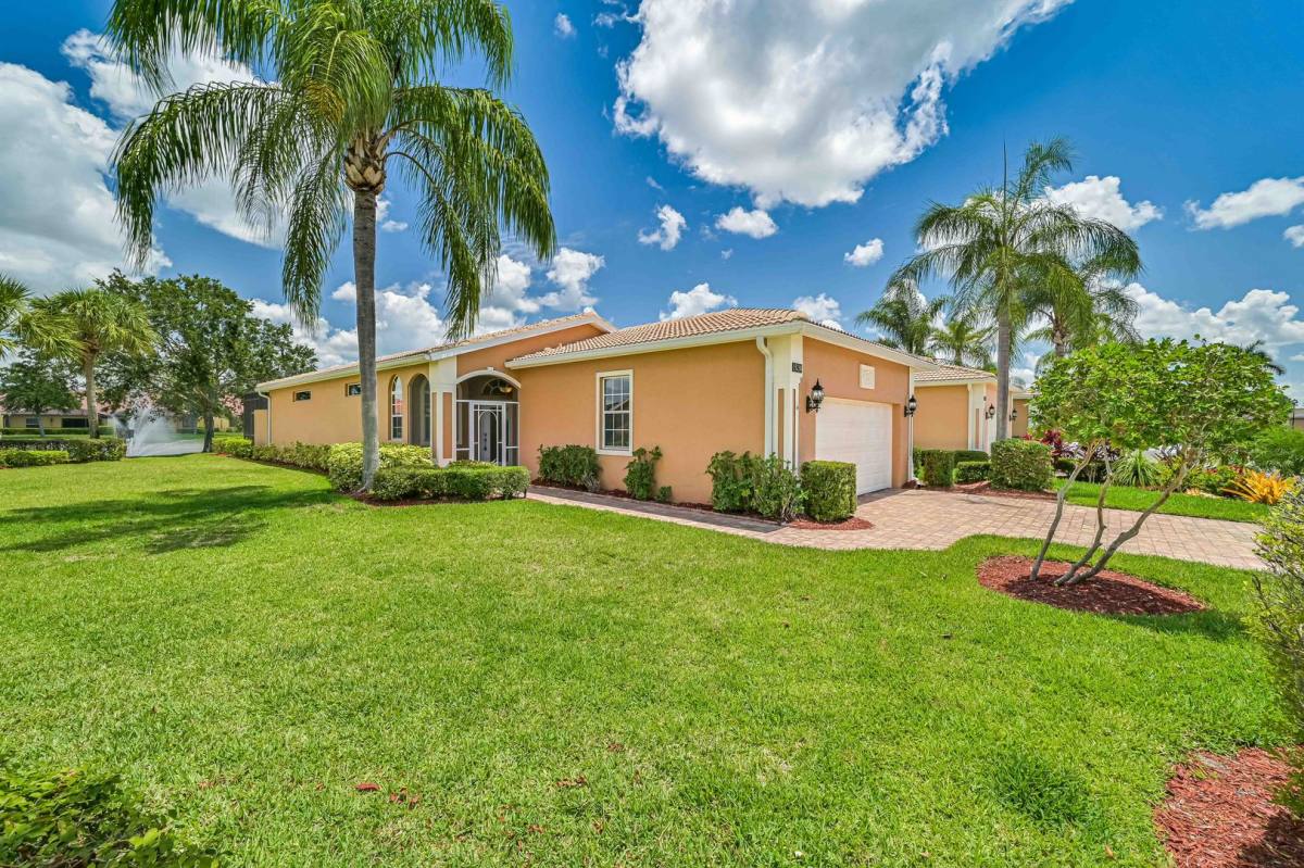 House for rent at 15238 Cortona Way, Naples, FL 34120