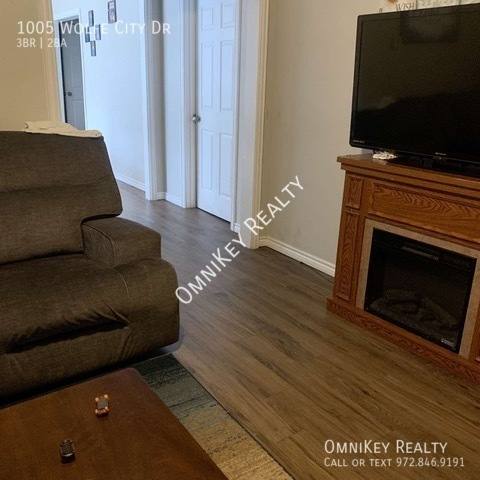 House for rent at 1005 Wolfe City Dr, Greenville, TX 75401