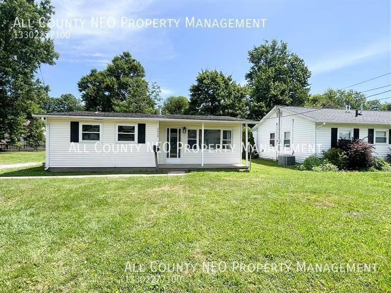 House for rent at 2470 Center Ave, Alliance, OH 44601