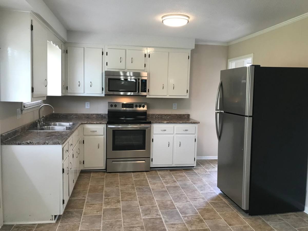 House for rent at 808 Bedford Dr, Clarksville, TN 37042