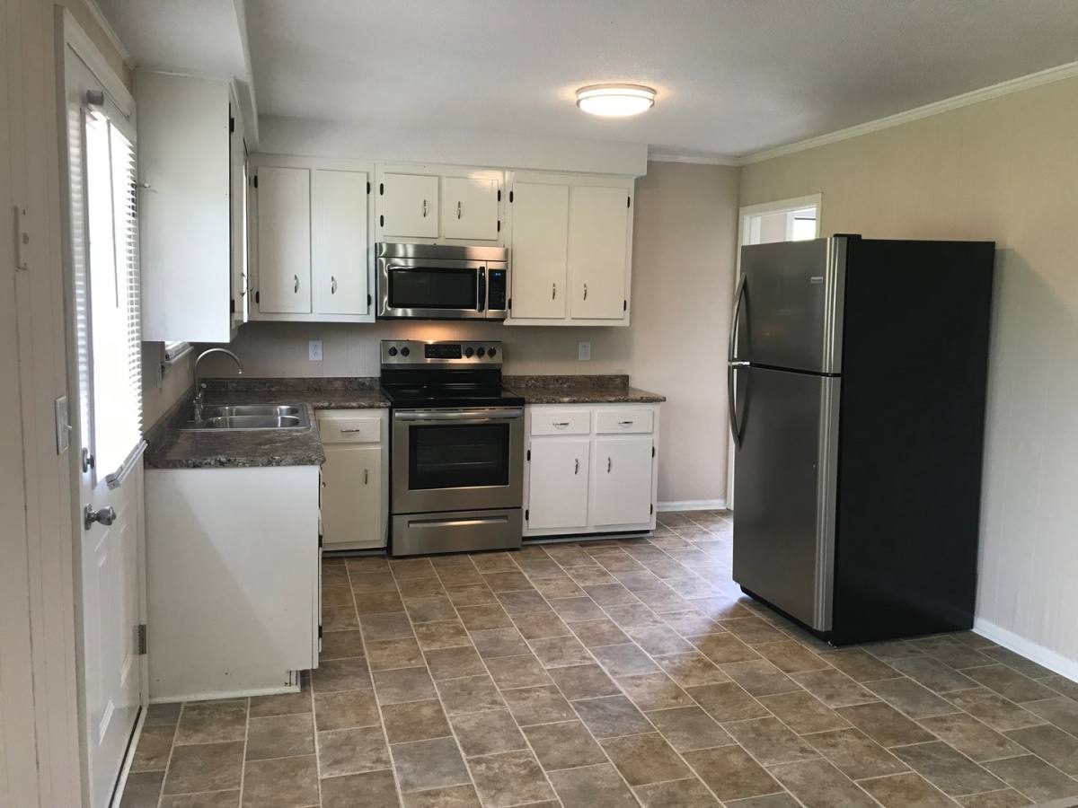 House for rent at 808 Bedford Dr, Clarksville, TN 37042