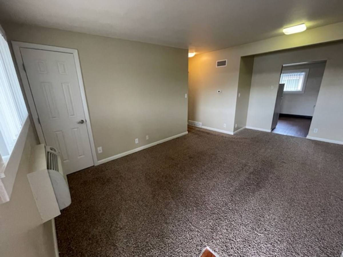 Apartment for rent at 5531-5541 S Delaware St, Littleton, CO 80120