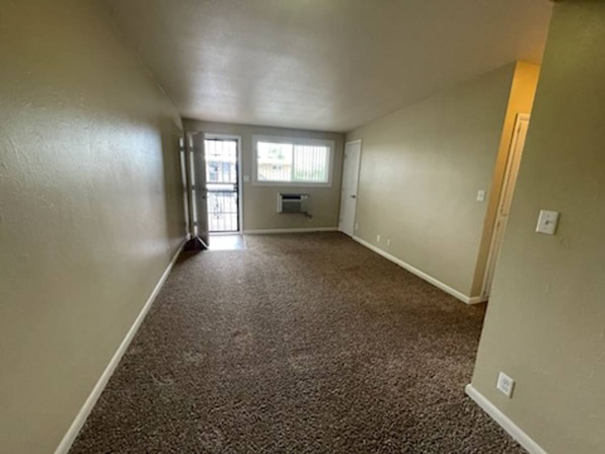 Apartment for rent at 5531-5541 S Delaware St, Littleton, CO 80120