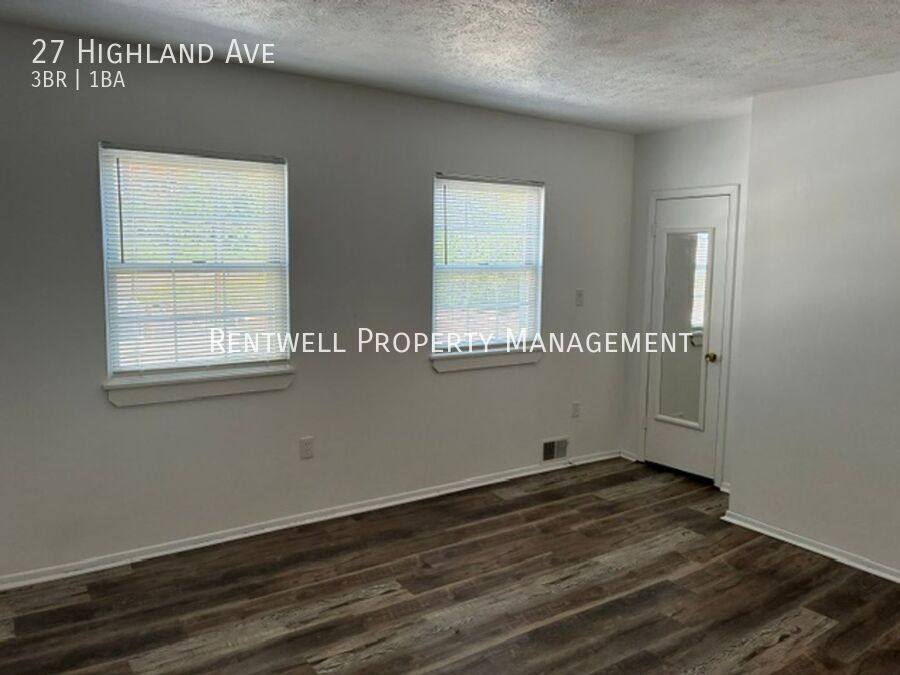 House for rent at 27 Highland Ave, McKees Rocks, PA 15136