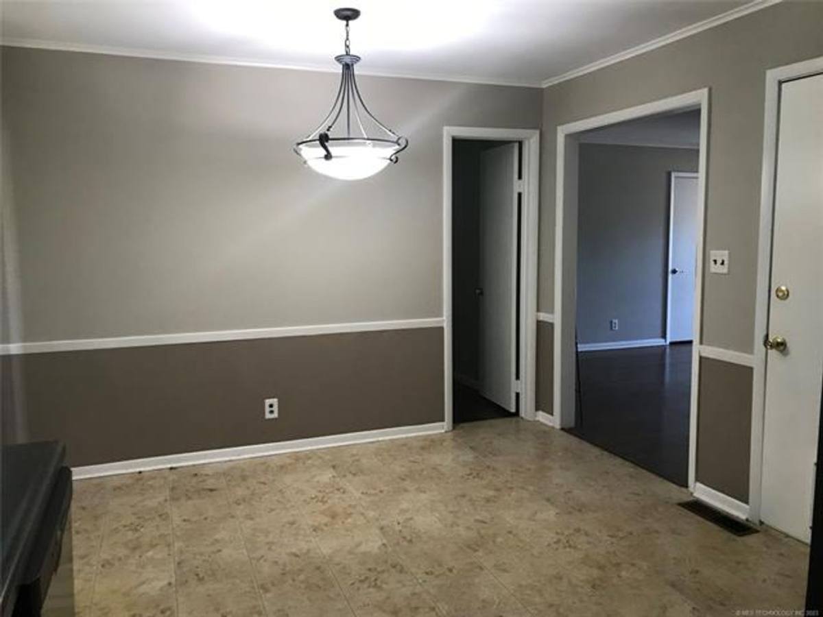 House for rent at 1115 E 48th Place, Tulsa, OK 74105