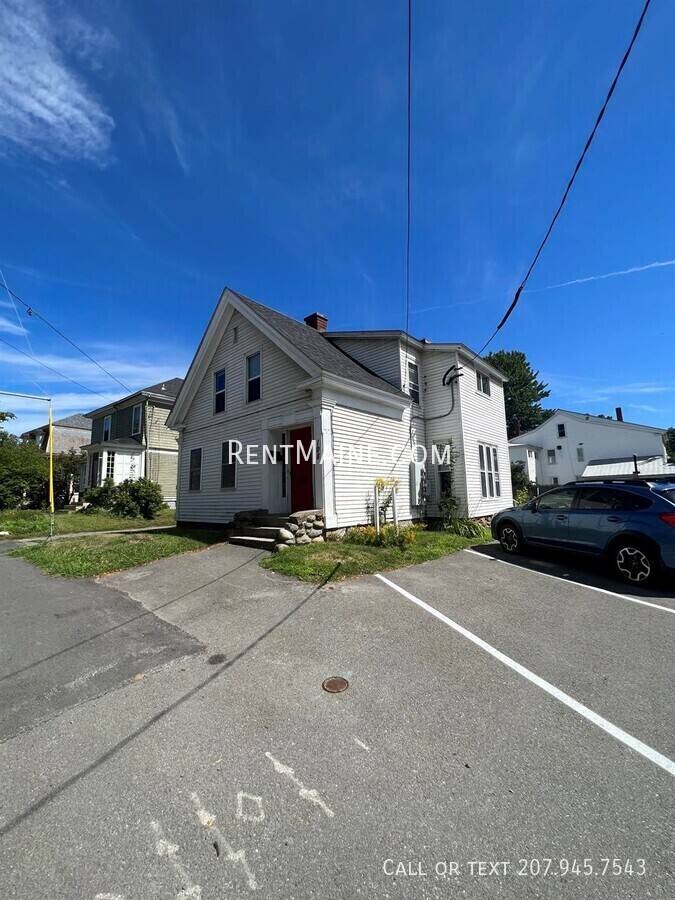 Apartment for rent at 198 Center St #1, Old Town, ME 04468