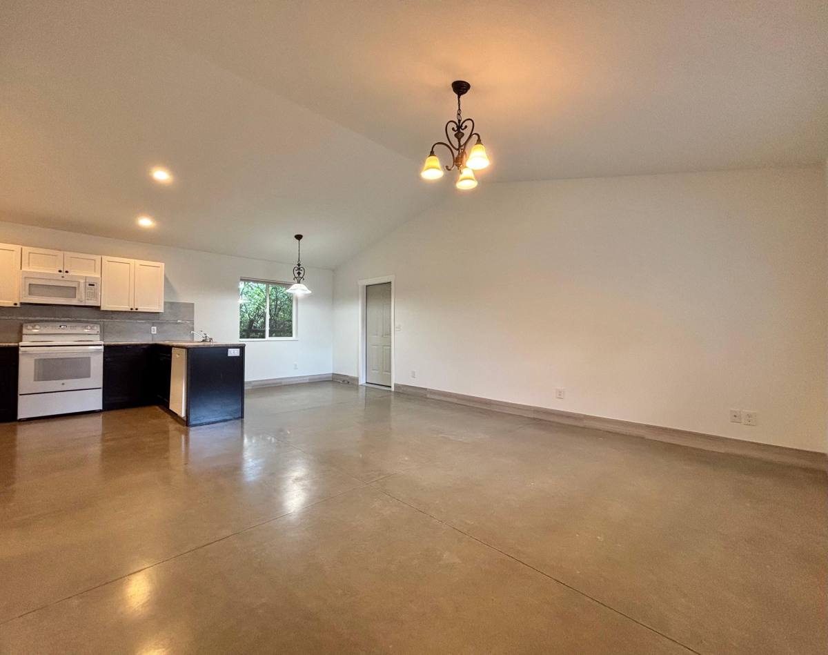 Apartment for rent at 11908 E 4th Ave #1, Spokane, WA 99206