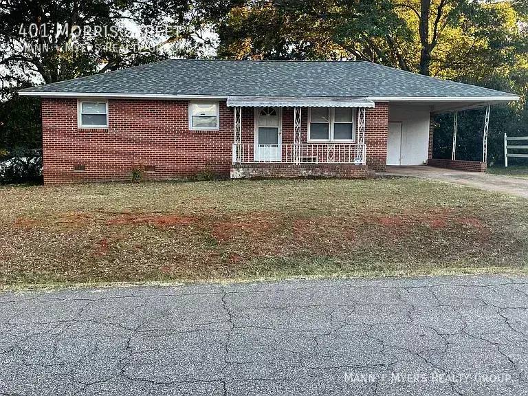 House for rent at 401 Morris St, Greenville, SC 29609