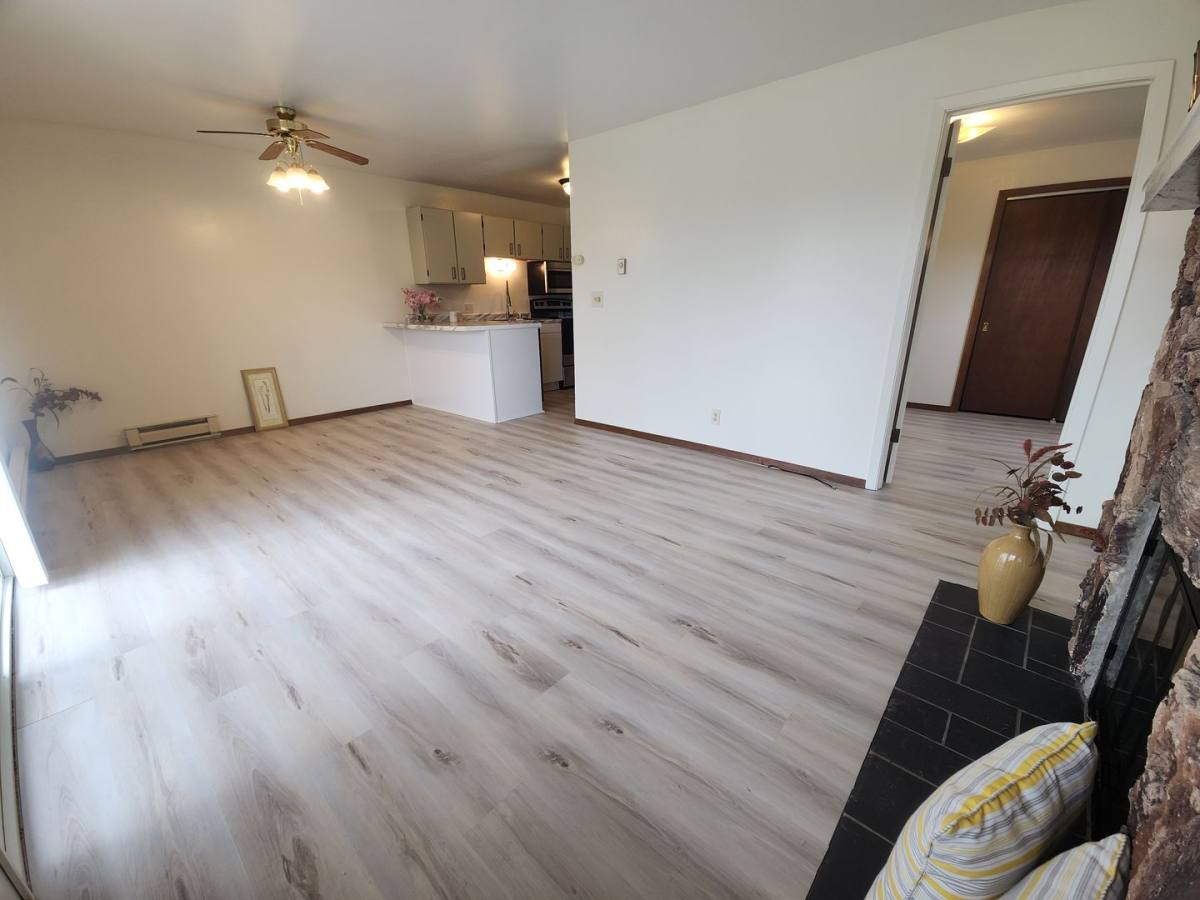 Apartment for rent at 1045 Greenwood Court, Oshkosh, WI 54901
