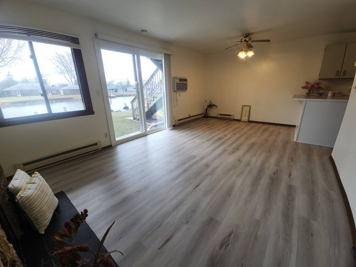 Apartment for rent at 1045 Greenwood Court, Oshkosh, WI 54901