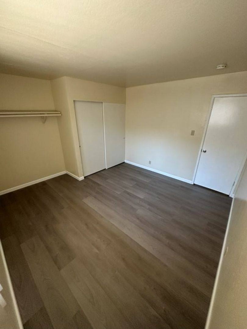 Apartment for rent at 15600 Via Granada, San Lorenzo, CA 94580