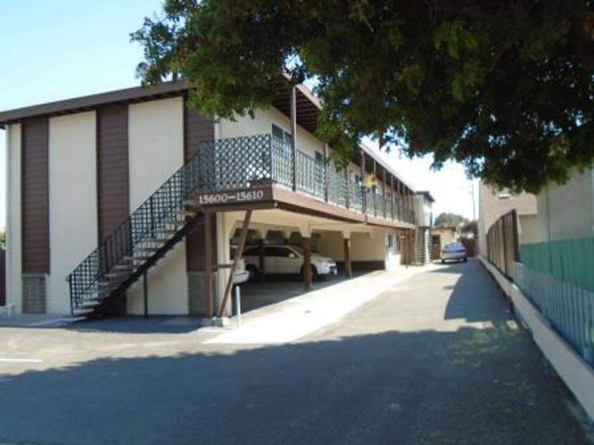 Apartment for rent at 15600 Via Granada, San Lorenzo, CA 94580