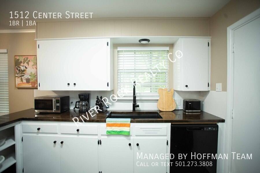 House for rent at 1512 Center St, Little Rock, AR 72202