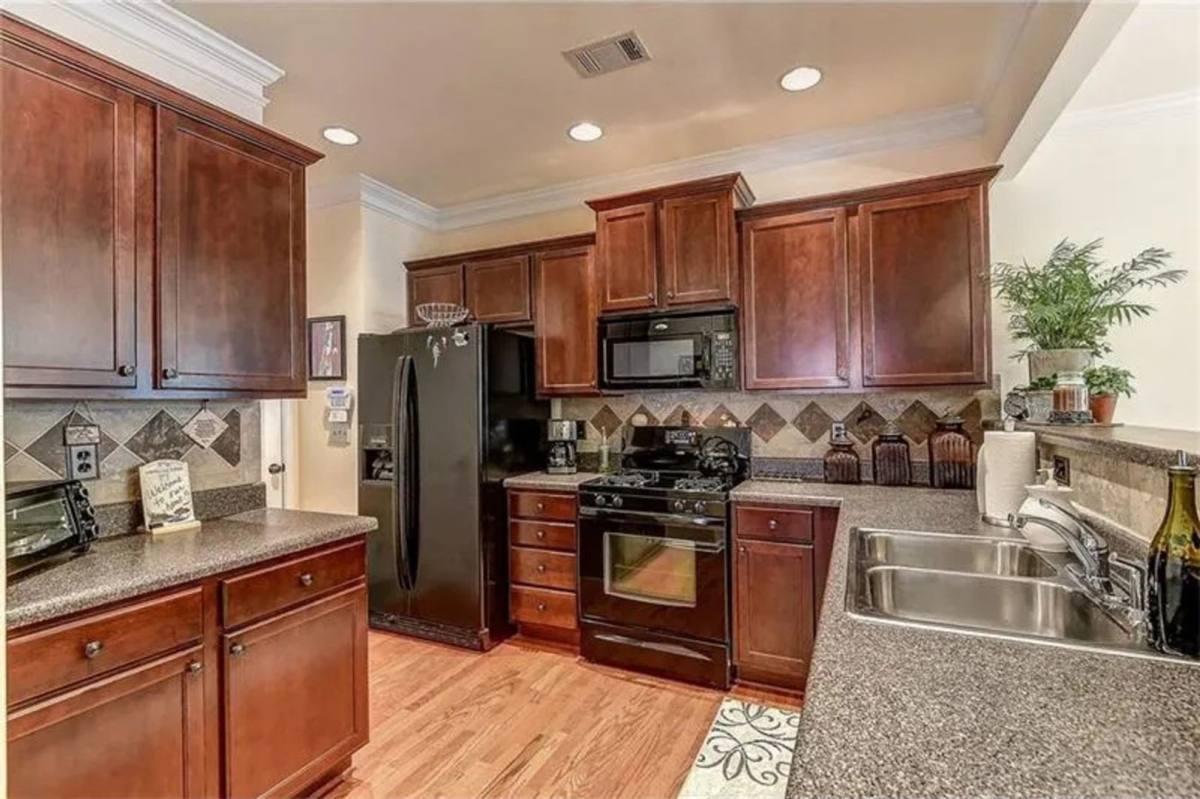 Townhouse for rent at 5080 Hastings Terrace, Alpharetta, GA 30005