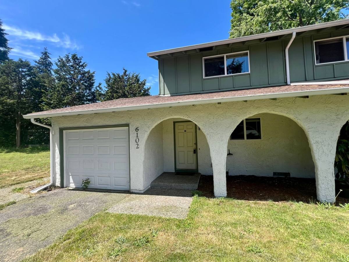 Apartment for rent at 6102 Glen Mary Lane SE, Lacey, WA 98503