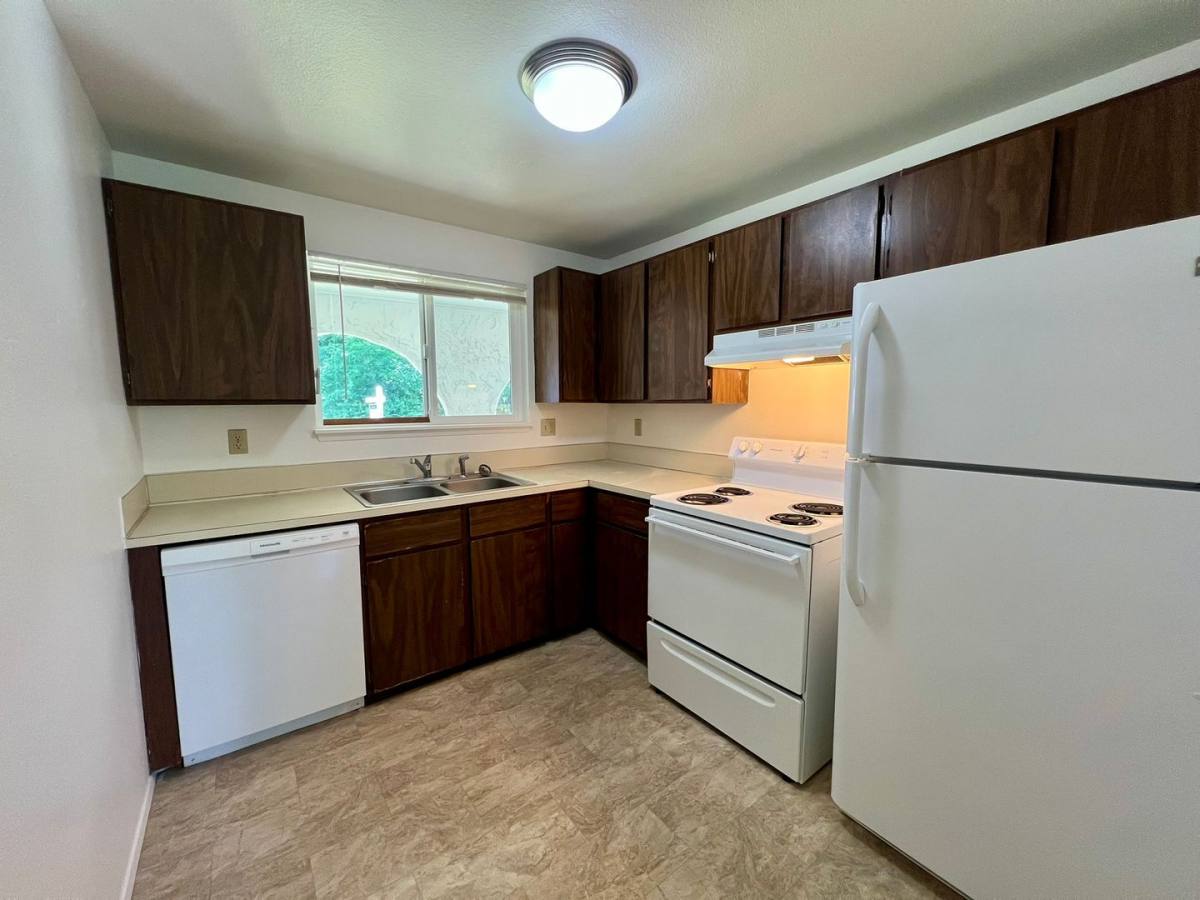 Apartment for rent at 6102 Glen Mary Lane SE, Lacey, WA 98503