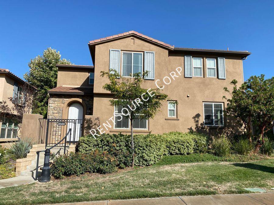 House for rent at 28408 Camino Del Arte Dr, Valencia, CA 91354