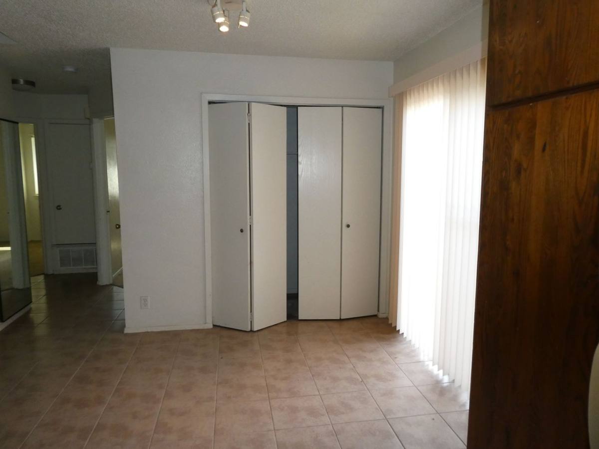 Apartment for rent at 8705 Pineridge Dr, Austin, TX 78729