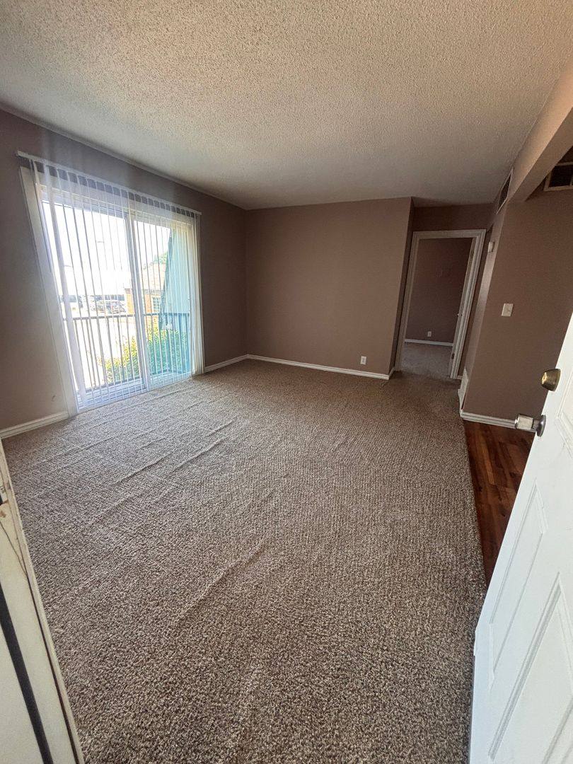 Apartment for rent at 3216 S Grand Ave, Joplin, MO 64804