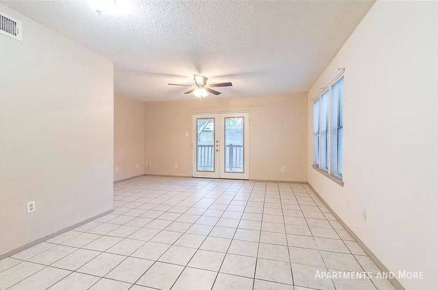 Apartment for rent at 402 N Fredericksburg St #1, San Marcos, TX 78666