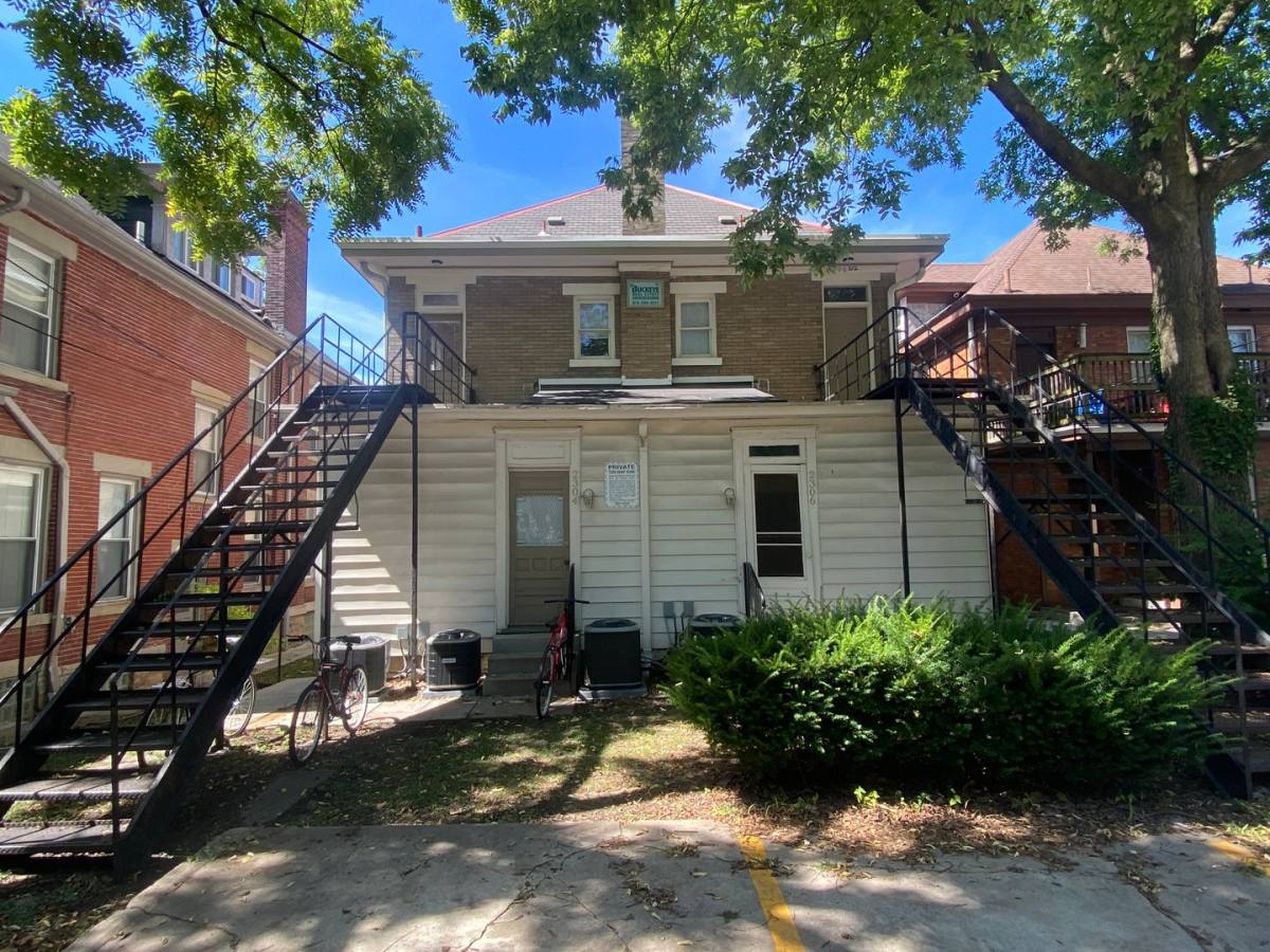 Apartment for rent at 2304-2306 N High St, Columbus, OH 43202