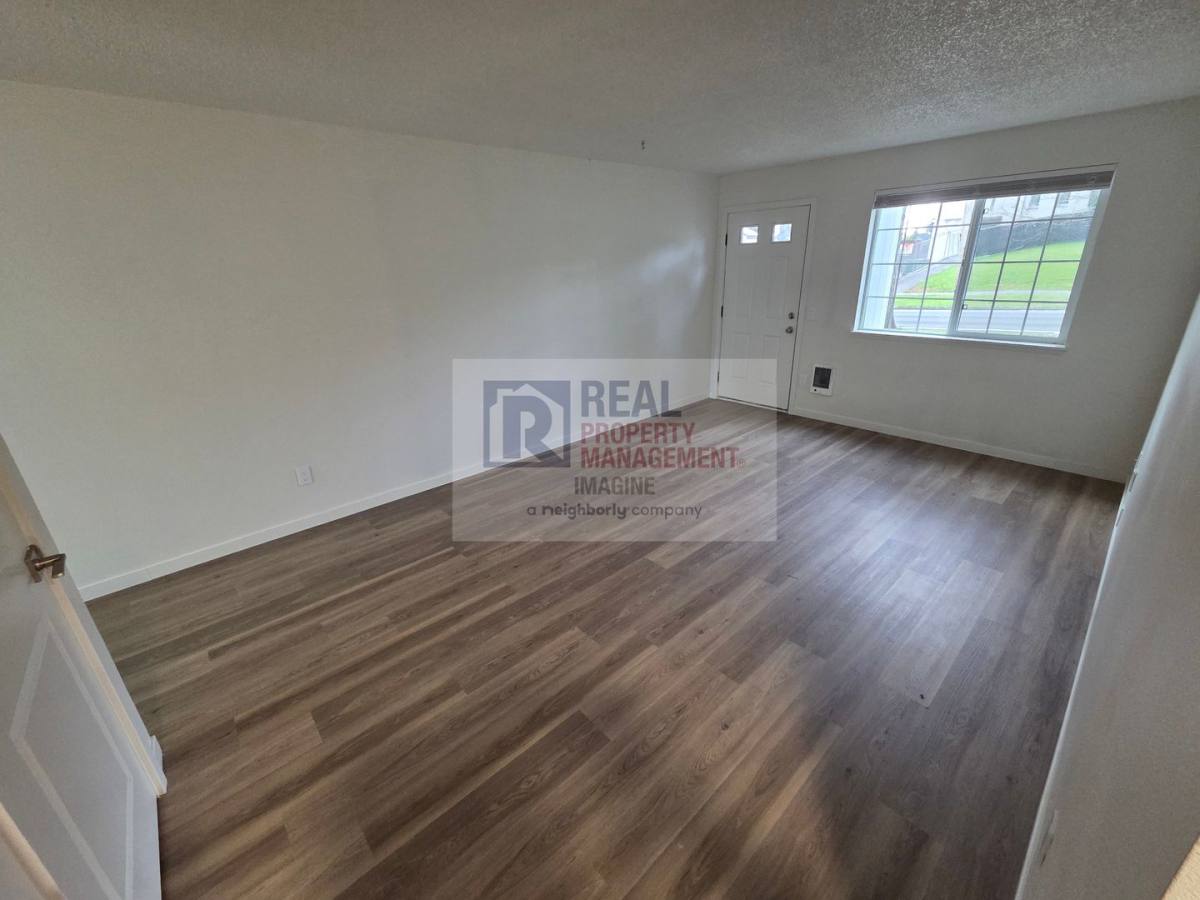 Apartment for rent at 1015 Legion Way SE, Olympia, WA 98501