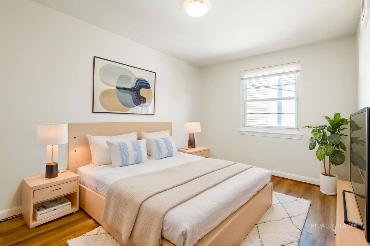 Apartment for rent at 127 17th St SE, Washington, DC 20003