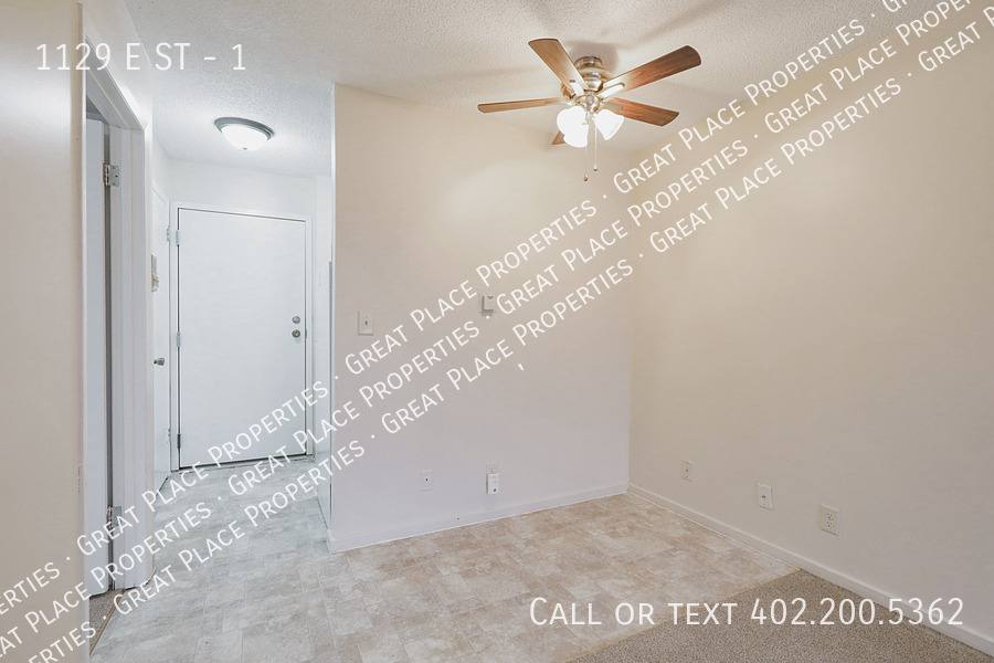 Apartment for rent at 1129 E St #1, Lincoln, NE 68508