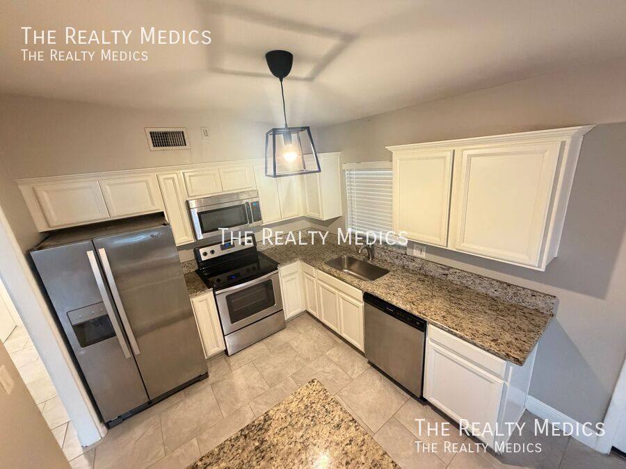 House for rent at 3612 Surrey Dr, Orlando, FL 32812