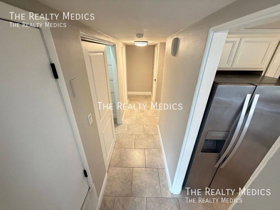 House for rent at 3612 Surrey Dr, Orlando, FL 32812