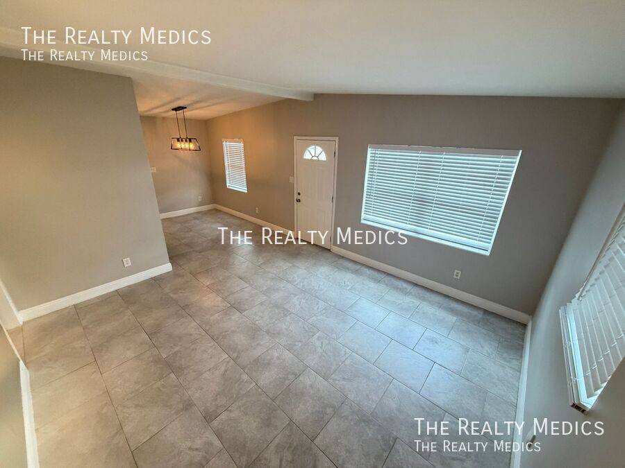 House for rent at 3612 Surrey Dr, Orlando, FL 32812