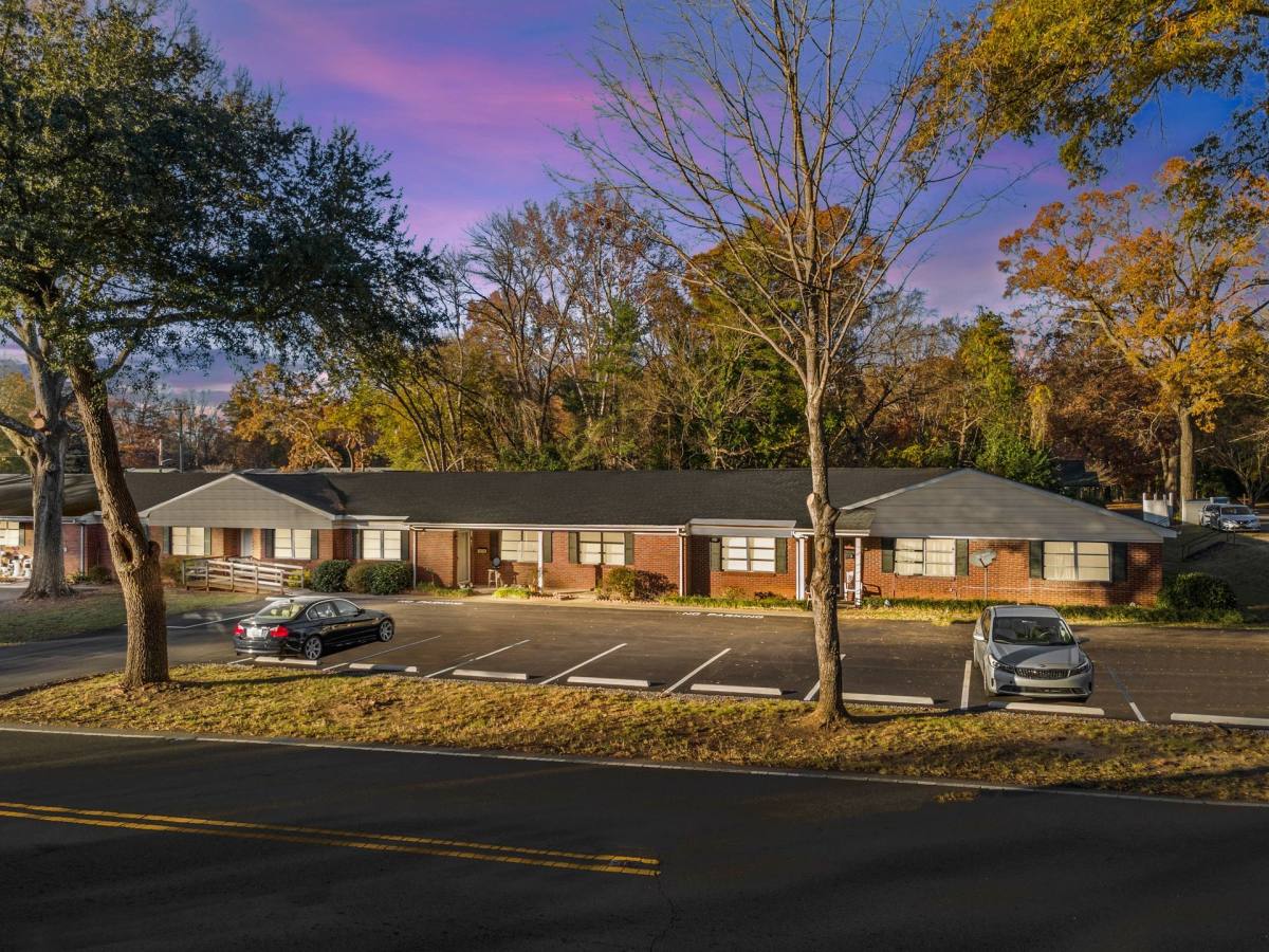 Apartment for rent at 940 W Warren St, Shelby, NC 28150