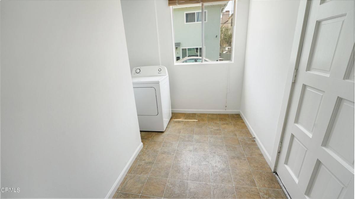 Apartment for rent at 544 Salem St, Glendale, CA 91203