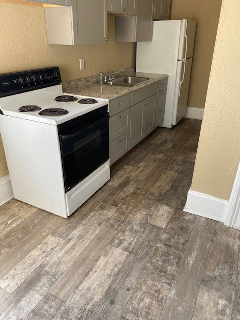 Apartment for rent at 735 N Westmoreland, Orlando, FL 32804