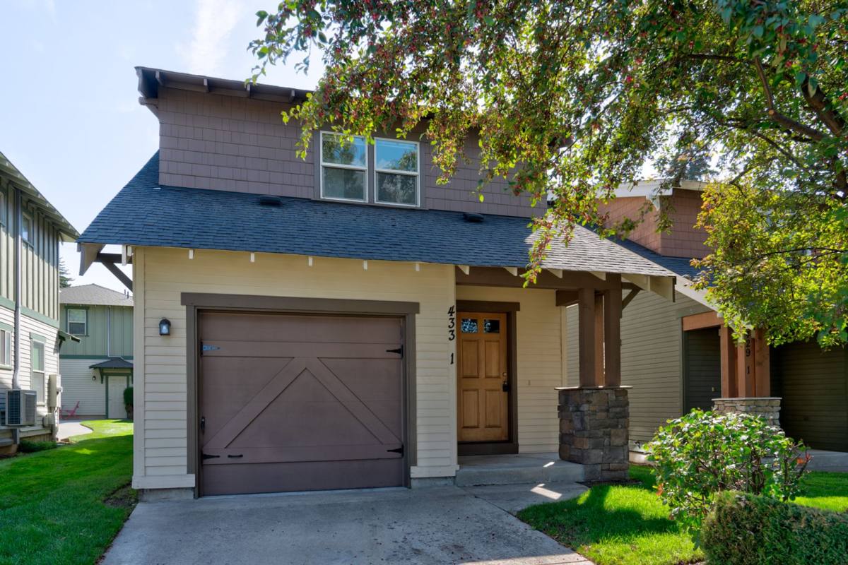 Apartment for rent at 433 NE Irving Ave, Bend, OR 97701